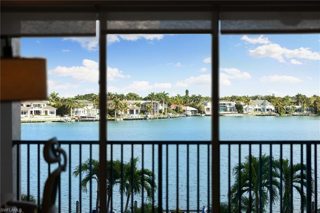 VENETIAN COVE CLUB - Residential