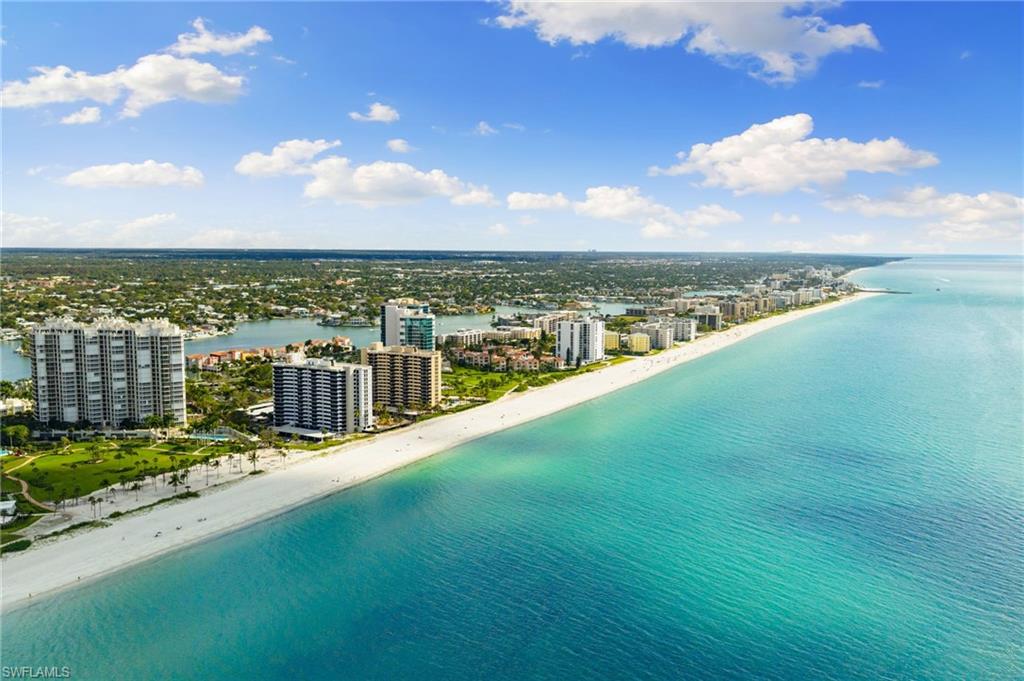 VENETIAN COVE CLUB - Residential