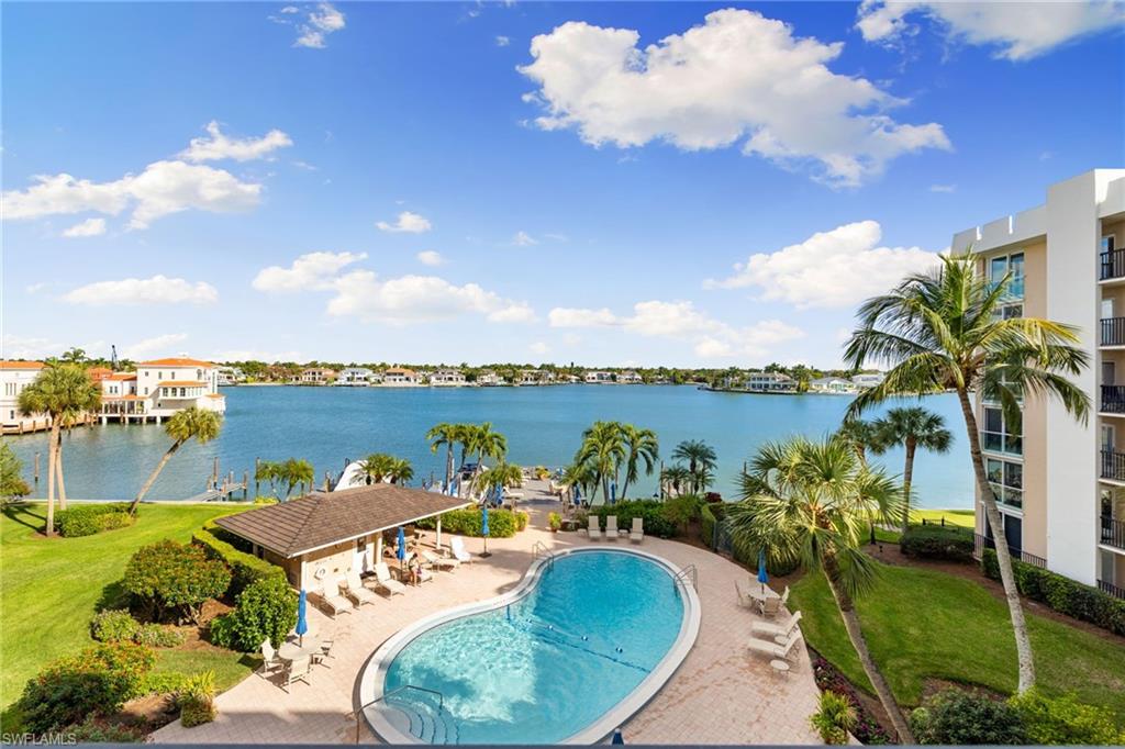 VENETIAN COVE CLUB - Residential