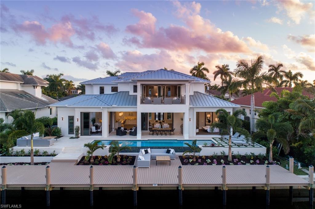 AQUALANE SHORES - Residential