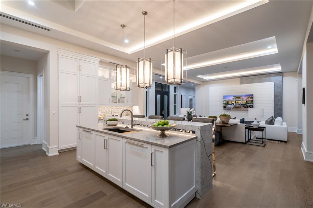 AQUALANE SHORES - Residential