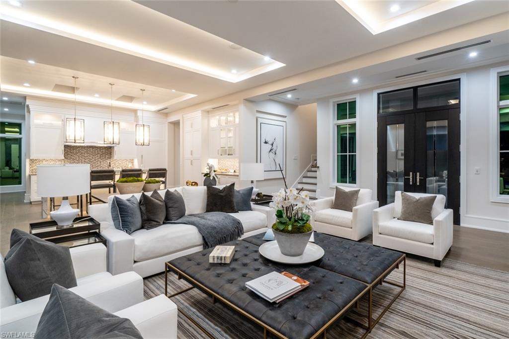 AQUALANE SHORES - Residential