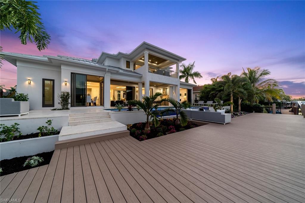 AQUALANE SHORES - Residential