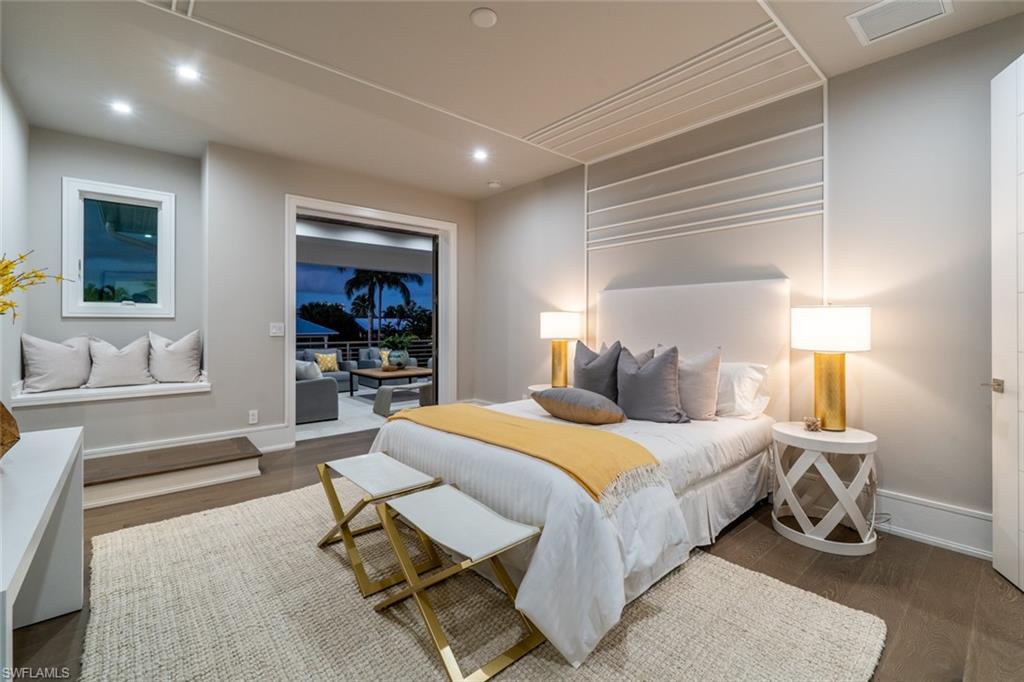 AQUALANE SHORES - Residential