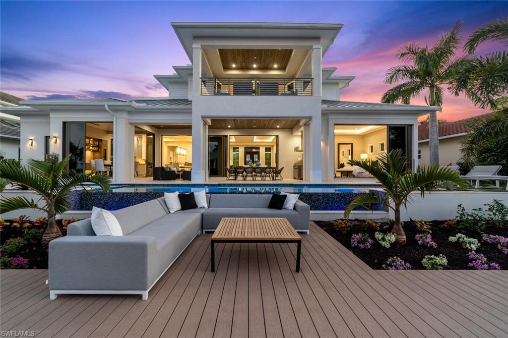 AQUALANE SHORES - Residential