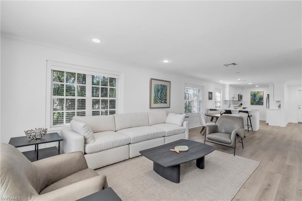 OLDE NAPLES - Residential Lease