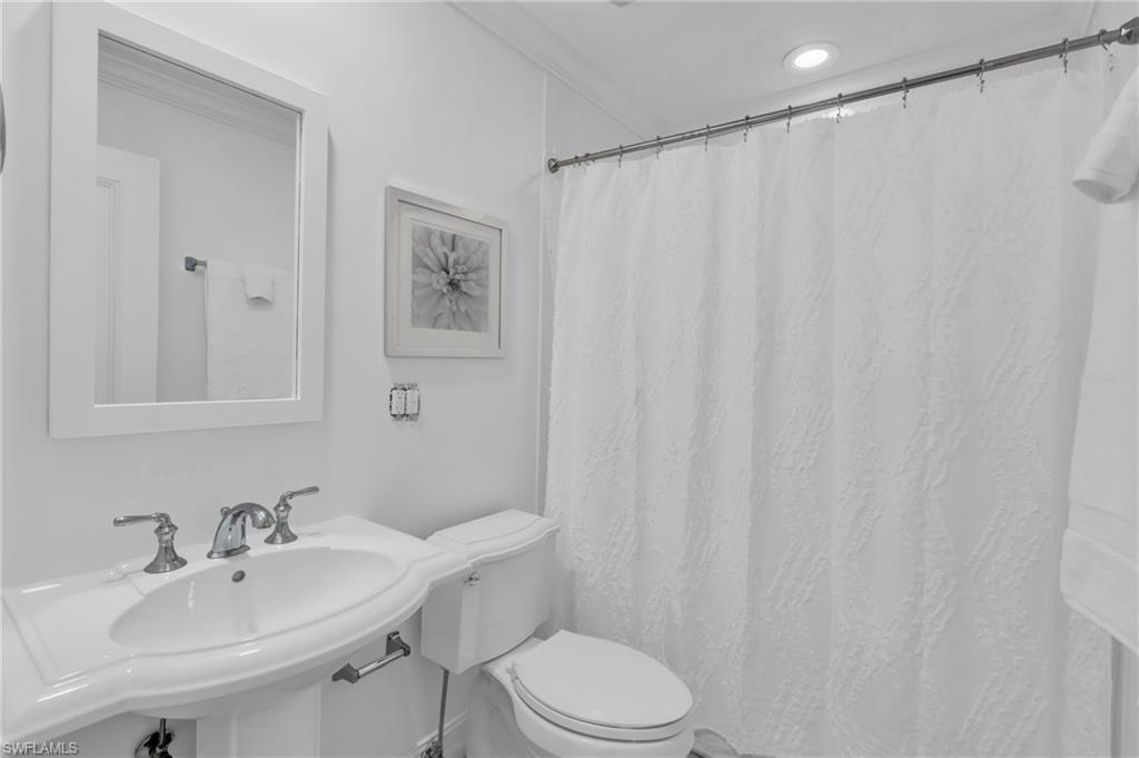 OLDE NAPLES - Residential Lease