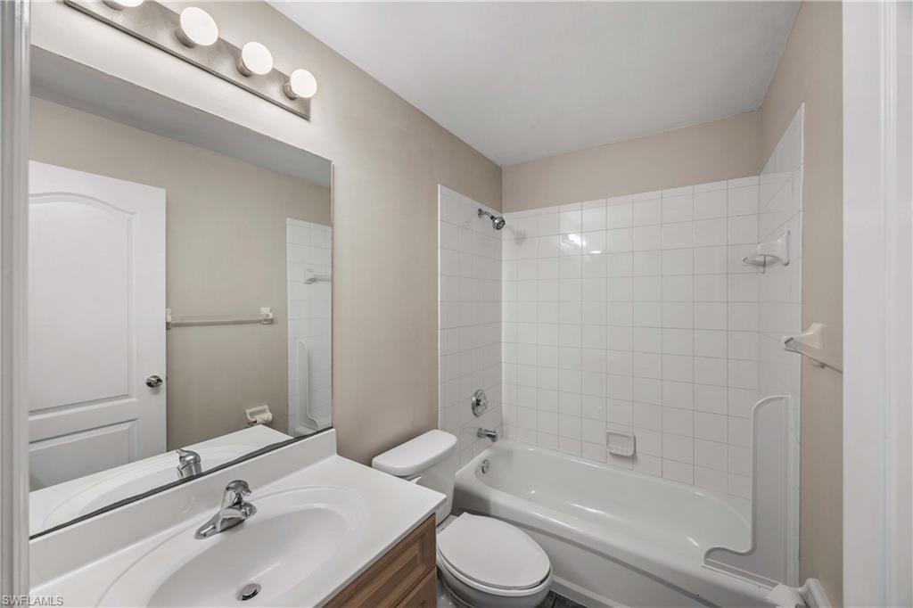 HERITAGE GREENS - Residential Lease