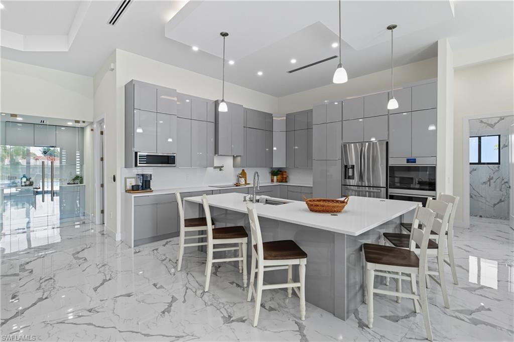 802 El Dorado PKWY E