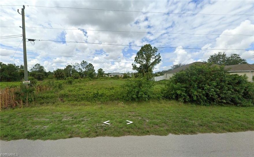 Build Your Dream Home in Lehigh Acres! This spacious vacant lot is ready for you to build your custom single-family home in the growing
community of Lehigh Acres! Enjoy peaceful surroundings, affordable living, and easy access to Fort Myers while being close to shopping, dining,
parks, and top-rated schools. With plenty of new development in the area, this is the perfect opportunity to invest in Florida living! SELLER
FINANCING AVAILABLE!! The buyer’s agent or broker is required to be present at all showings, meetings, inspections, and appointments.
Unaccompanied buyers will not be permitted access to the property.