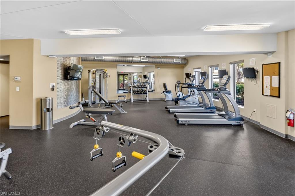 POINTE ROYALE - Residential Lease