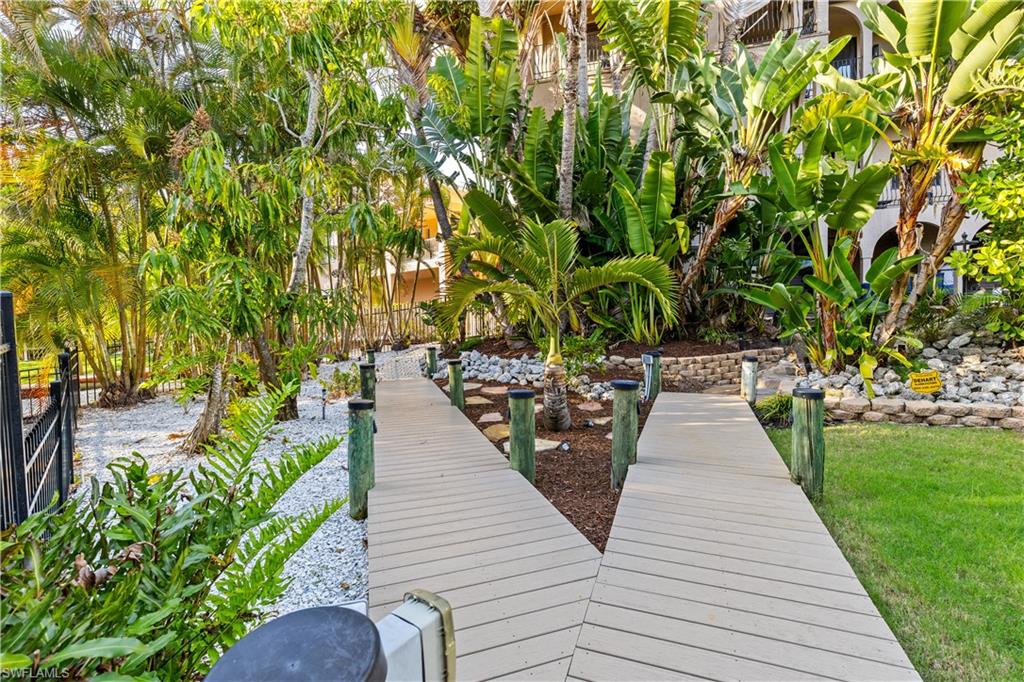 HAWK'S PRESERVE - Residential