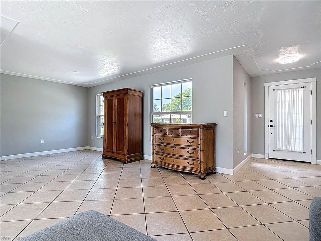 5351 Chippendale CIR E