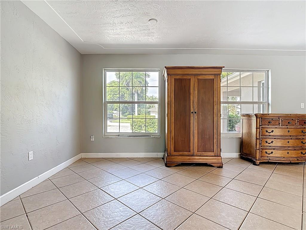 5351 Chippendale CIR E