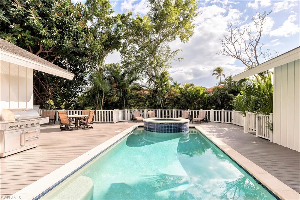 AQUALANE SHORES - Residential