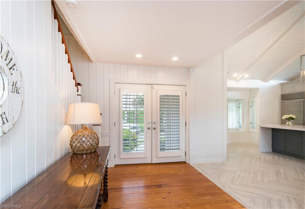 AQUALANE SHORES - Residential