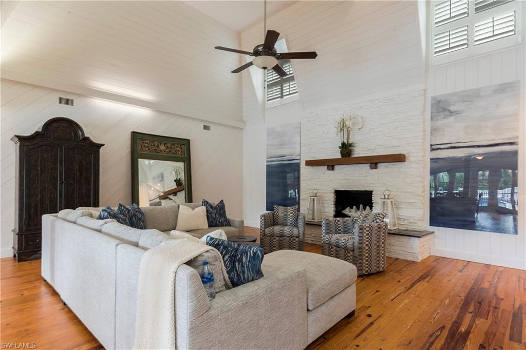 AQUALANE SHORES - Residential