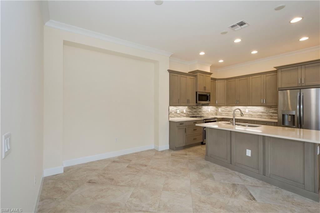 ISLES OF COLLIER PRESERVE - Residential