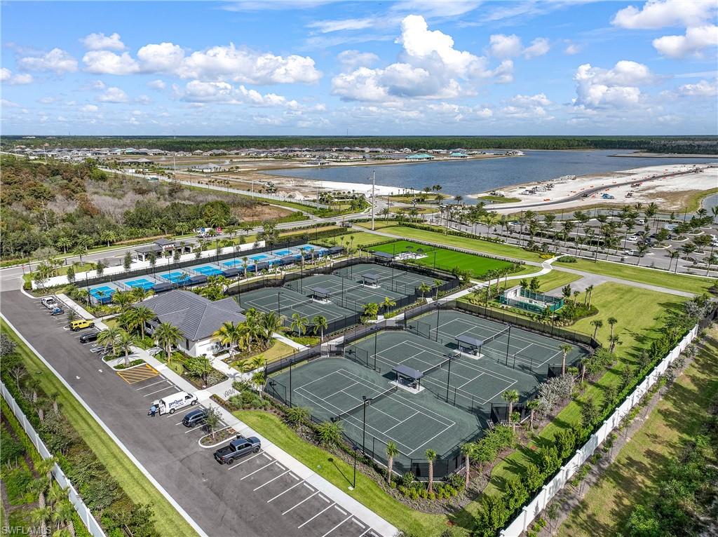 CAYMAS - Residential