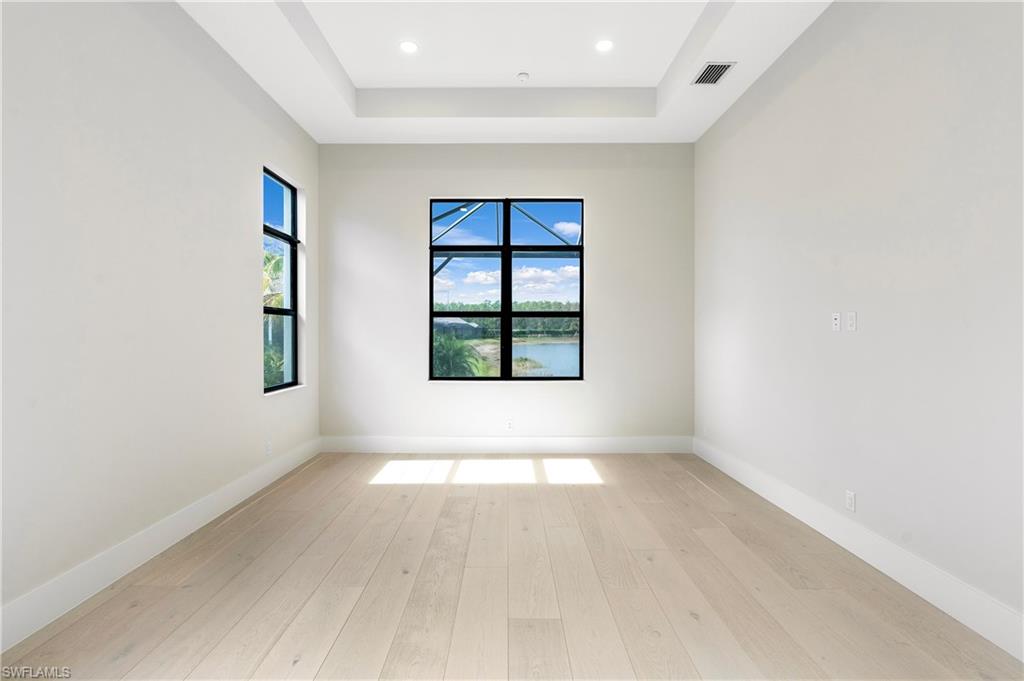 CAYMAS - Residential