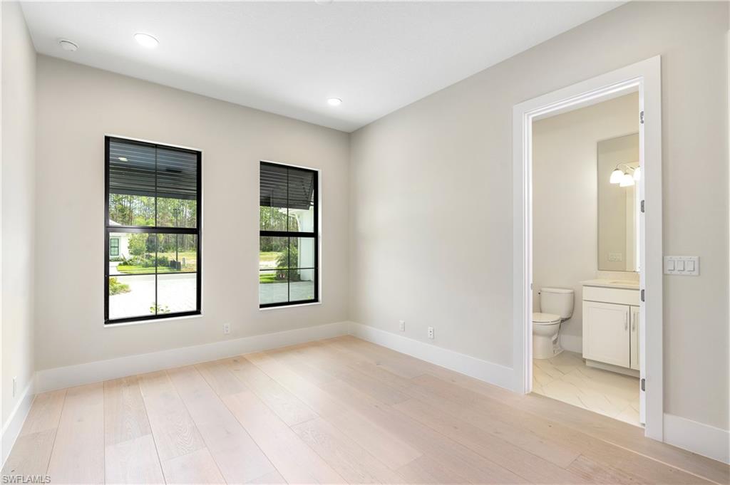 CAYMAS - Residential