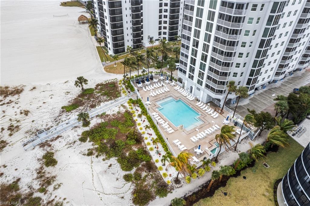 POINTE ESTERO - Residential