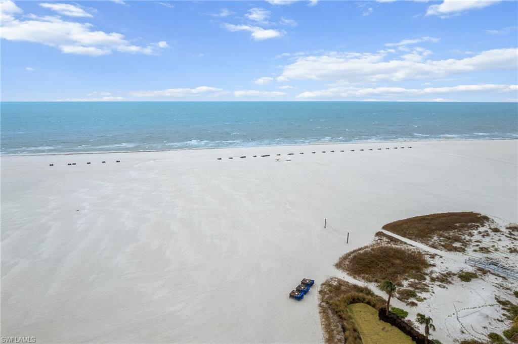 POINTE ESTERO - Residential