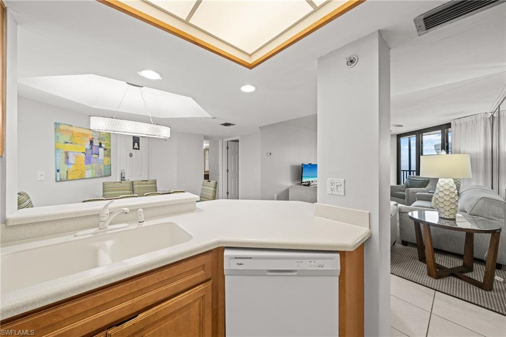 POINTE ESTERO - Residential