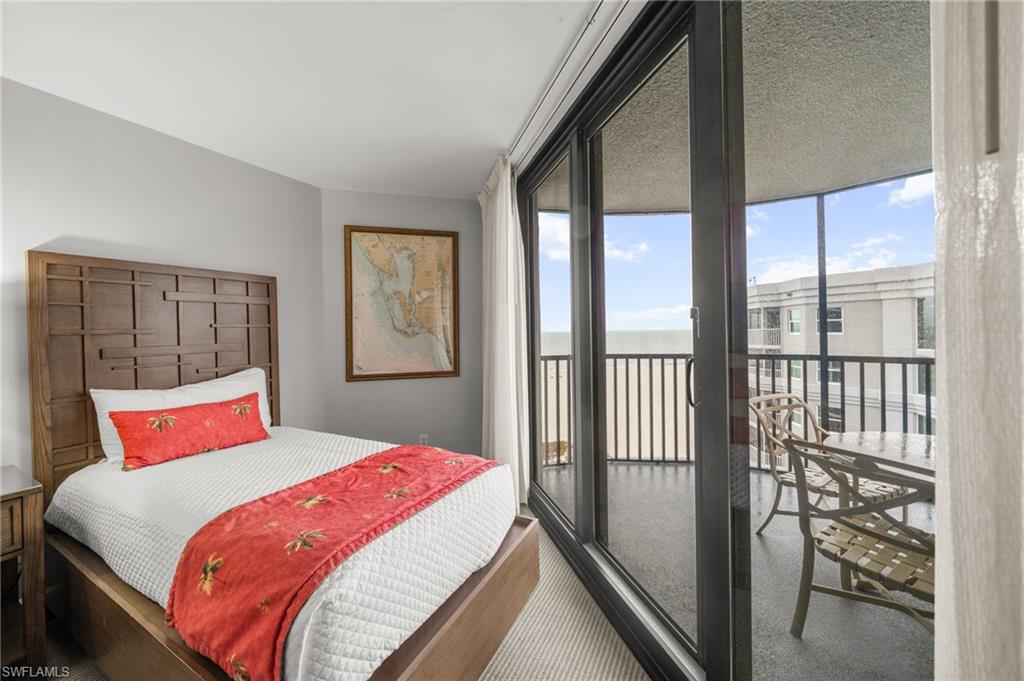 POINTE ESTERO - Residential