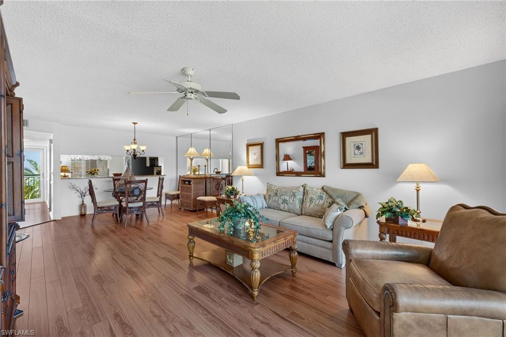 6945 Dennis CIR 203