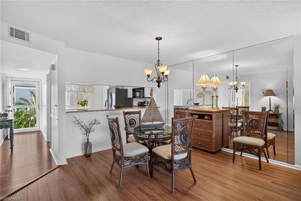 6945 Dennis CIR 203