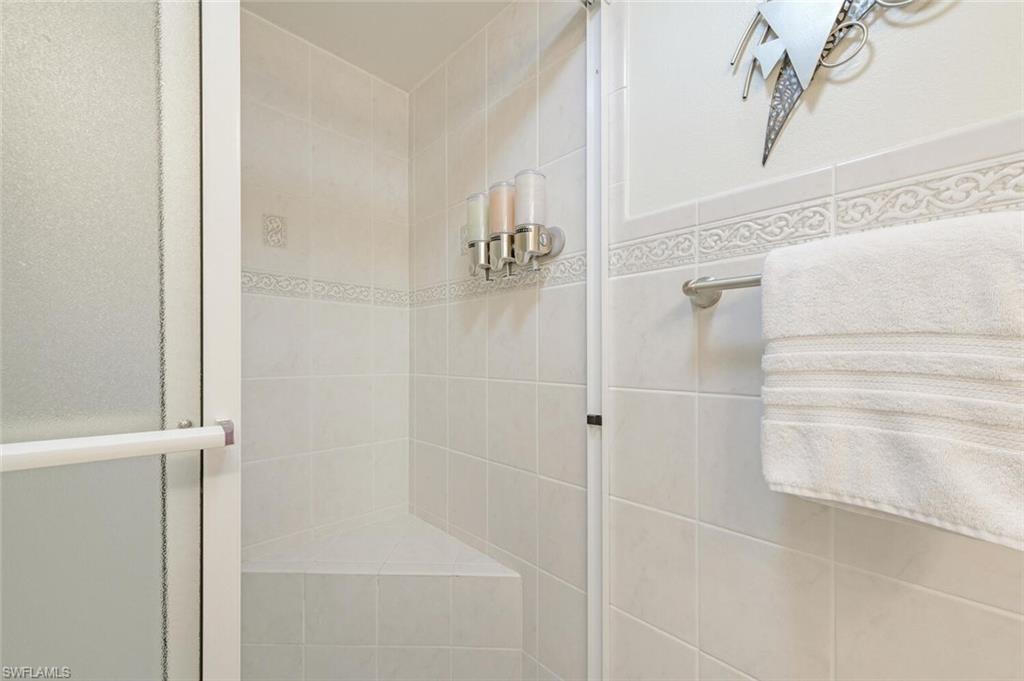 BEACH AND TENNIS CLUB - Residential