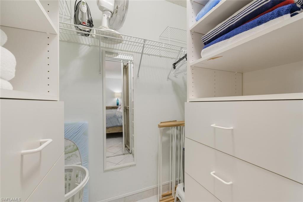 BEACH AND TENNIS CLUB - Residential