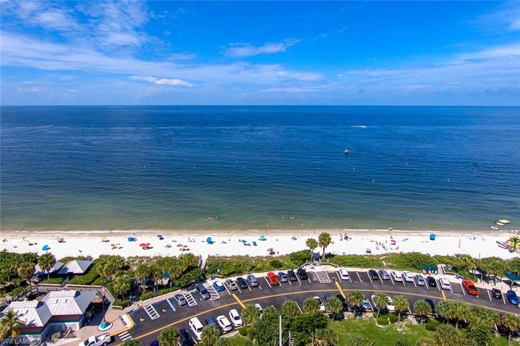 BEACH AND TENNIS CLUB - Residential