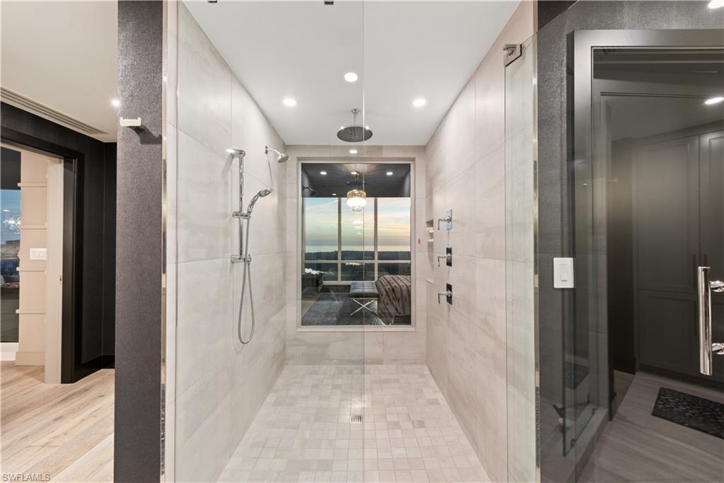 KALEA BAY TOWER 200 - Residential