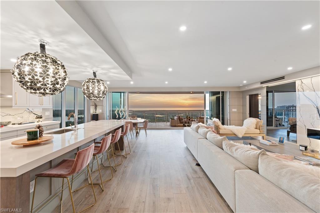 KALEA BAY TOWER 200 - Residential