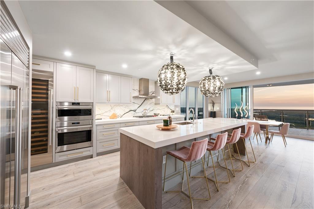 KALEA BAY TOWER 200 - Residential