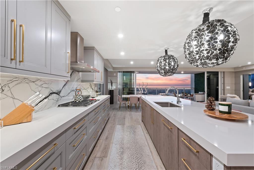 KALEA BAY TOWER 200 - Residential