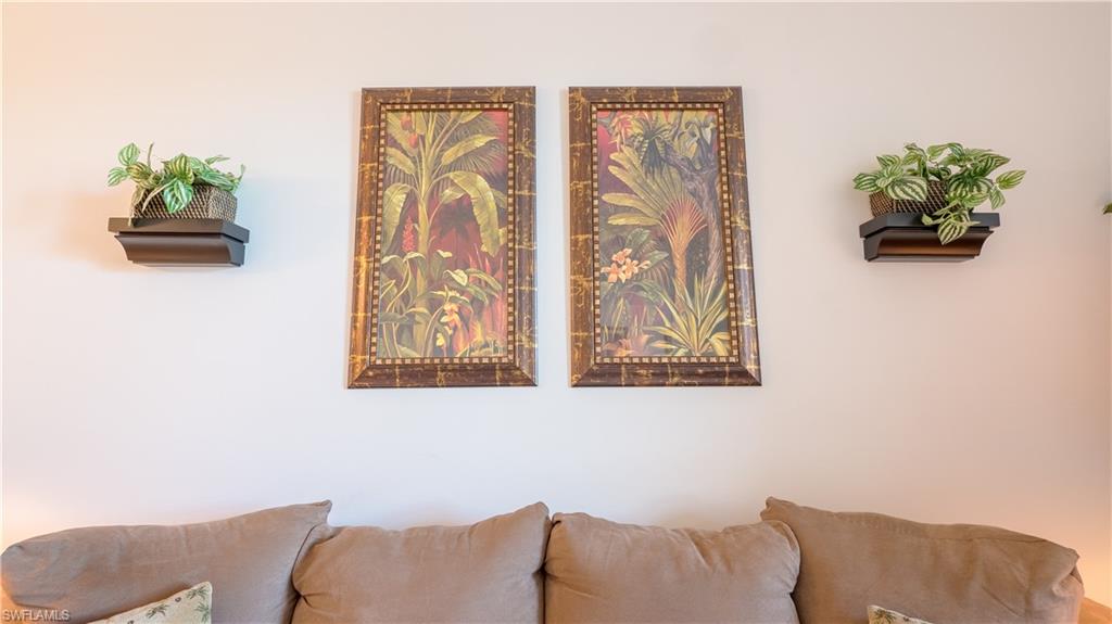 LONGHURST II - Residential