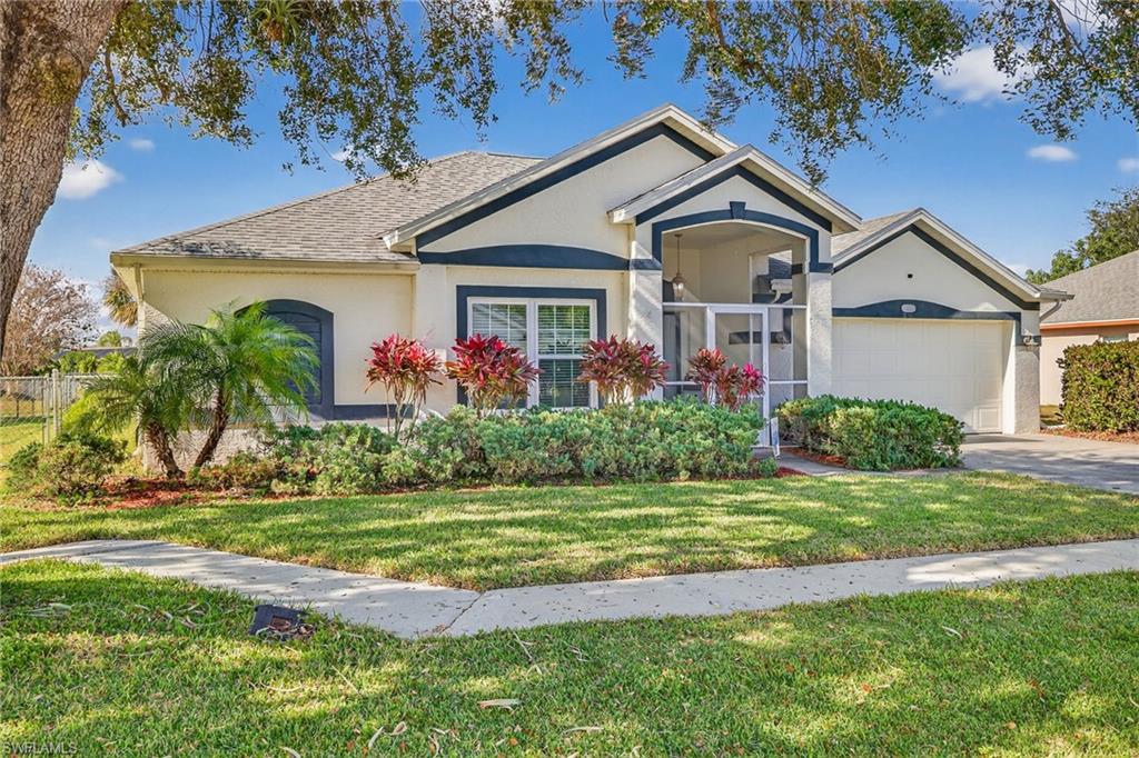 VARSITY LAKES - Residential