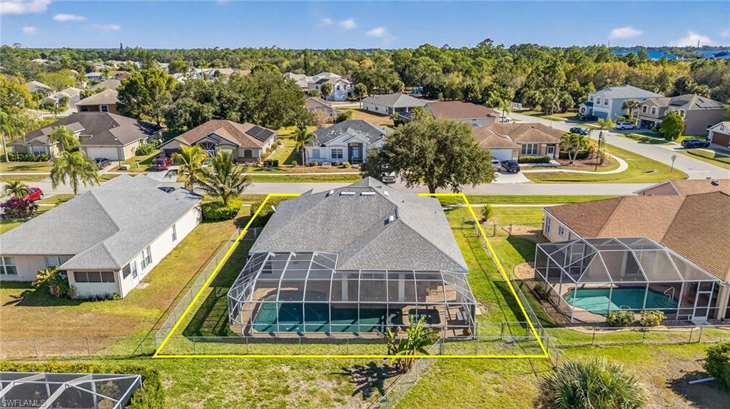 VARSITY LAKES - Residential