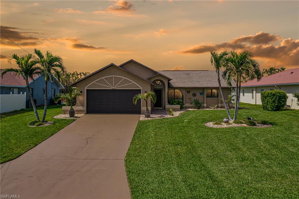 CAPE CORAL - Residential