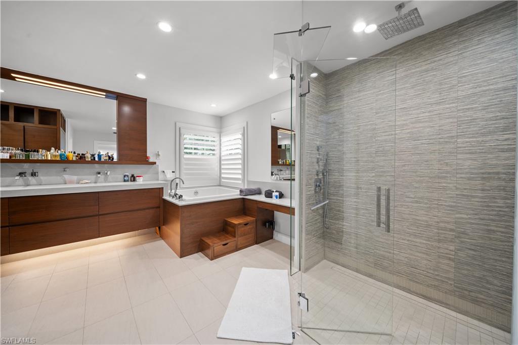 PALM BEACH LANDINGS - Residential