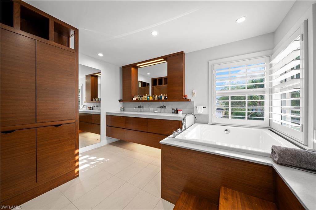 PALM BEACH LANDINGS - Residential