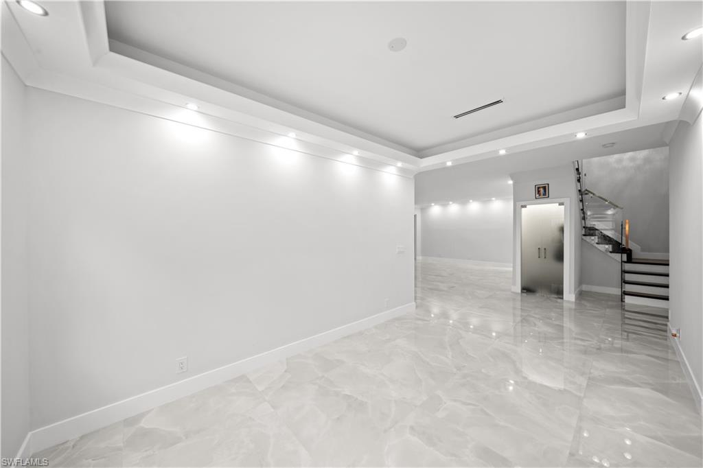 PALM BEACH LANDINGS - Residential