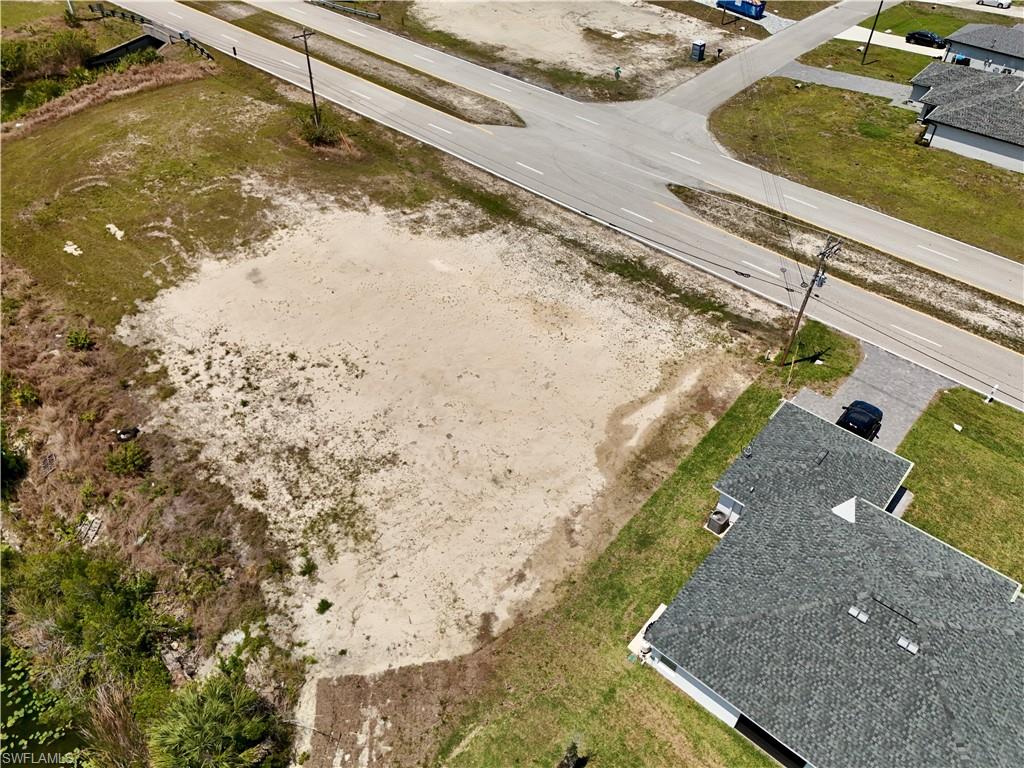 CAPE CORAL - Land