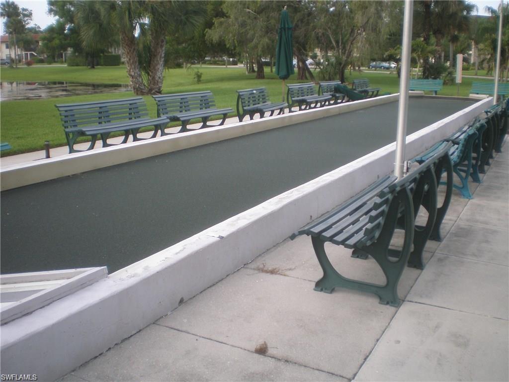 FAIRWAYS AT PAR FOUR - Residential