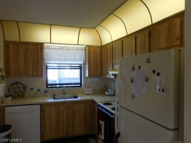 FAIRWAYS AT PAR FOUR - Residential