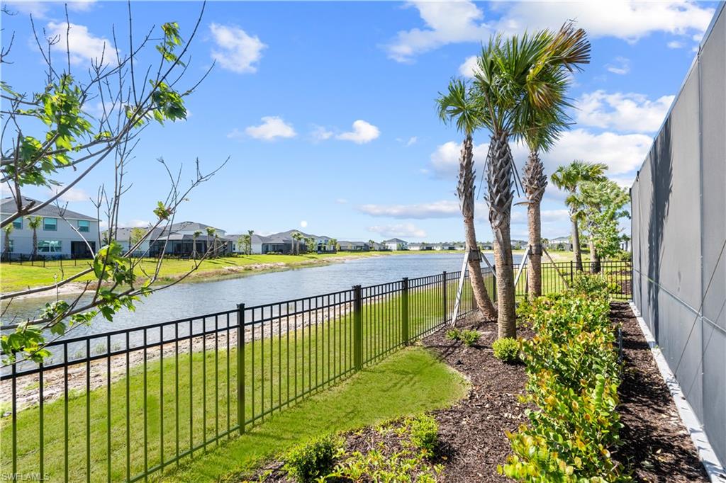 TUCKERS COVE - Residential