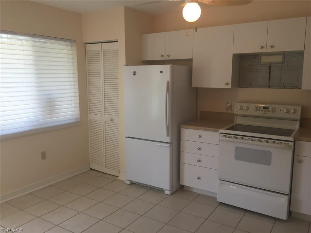 NAPLES SANDPIPER BAY CLUB - Residential